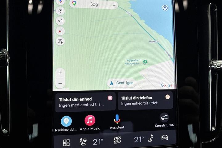 Grå Volvo XC40 fra 2024