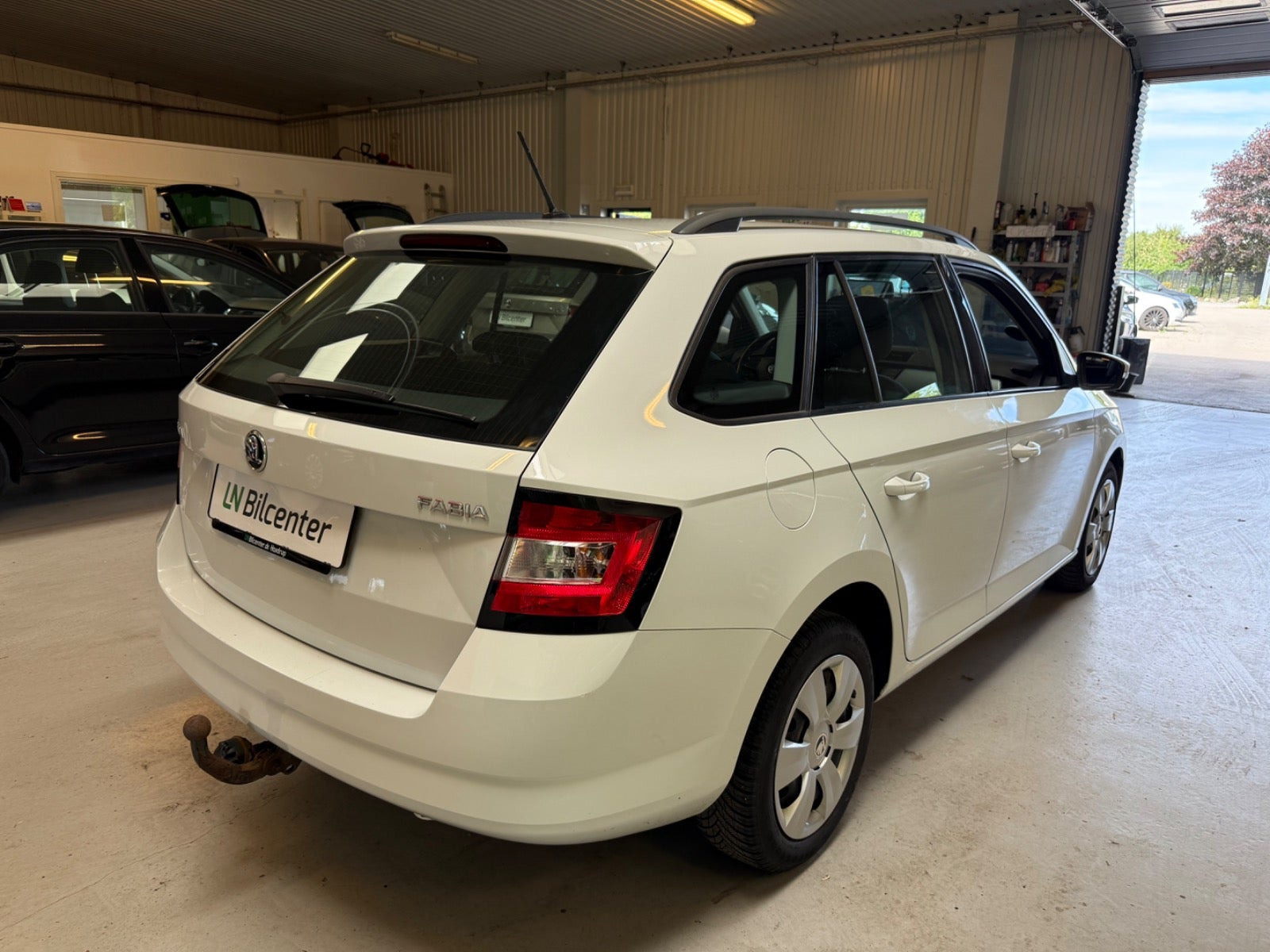 Hvid Skoda Fabia fra 2017