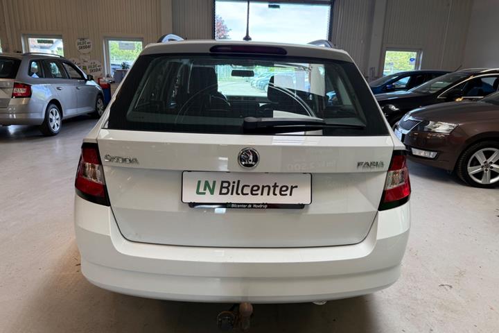 Hvid Skoda Fabia fra 2017