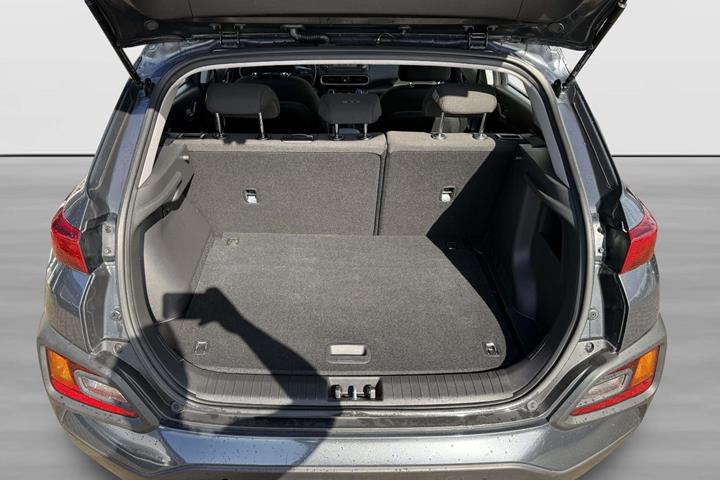 Grå Hyundai Kona fra 2019