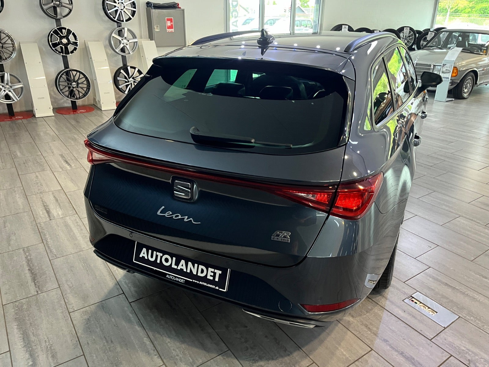 Grå Seat Leon fra 2021