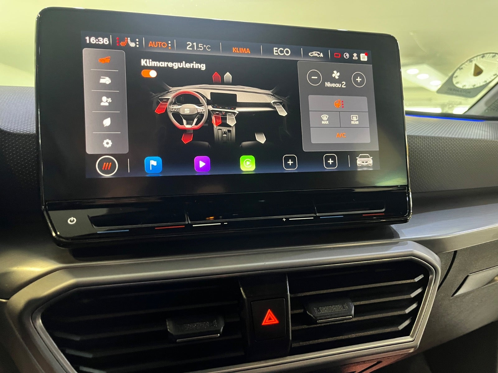 Grå Seat Leon fra 2021