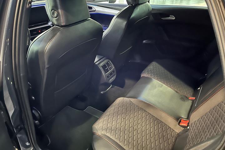 Grå Seat Leon fra 2021