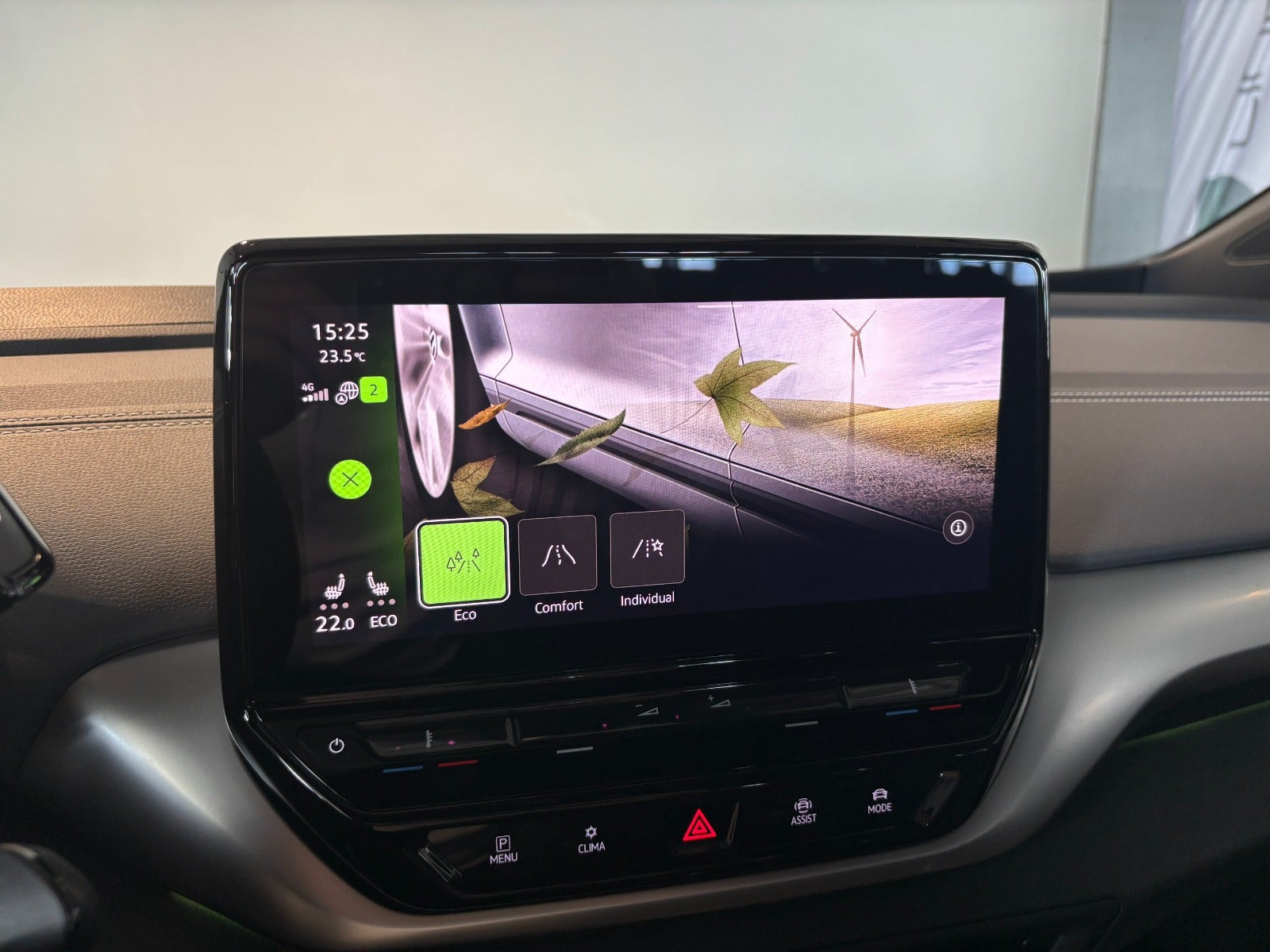 Blå VW ID.4 fra 2023