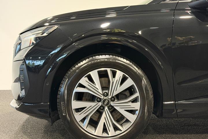 Sort Audi Q4 e-tron fra 2023