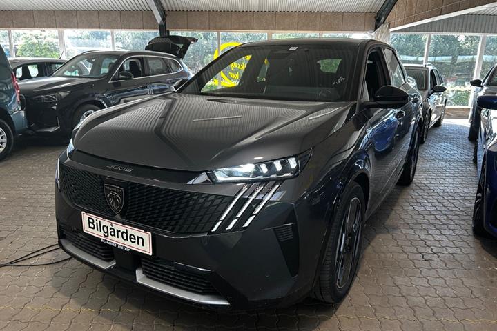 Sort Peugeot e-3008 fra 2025