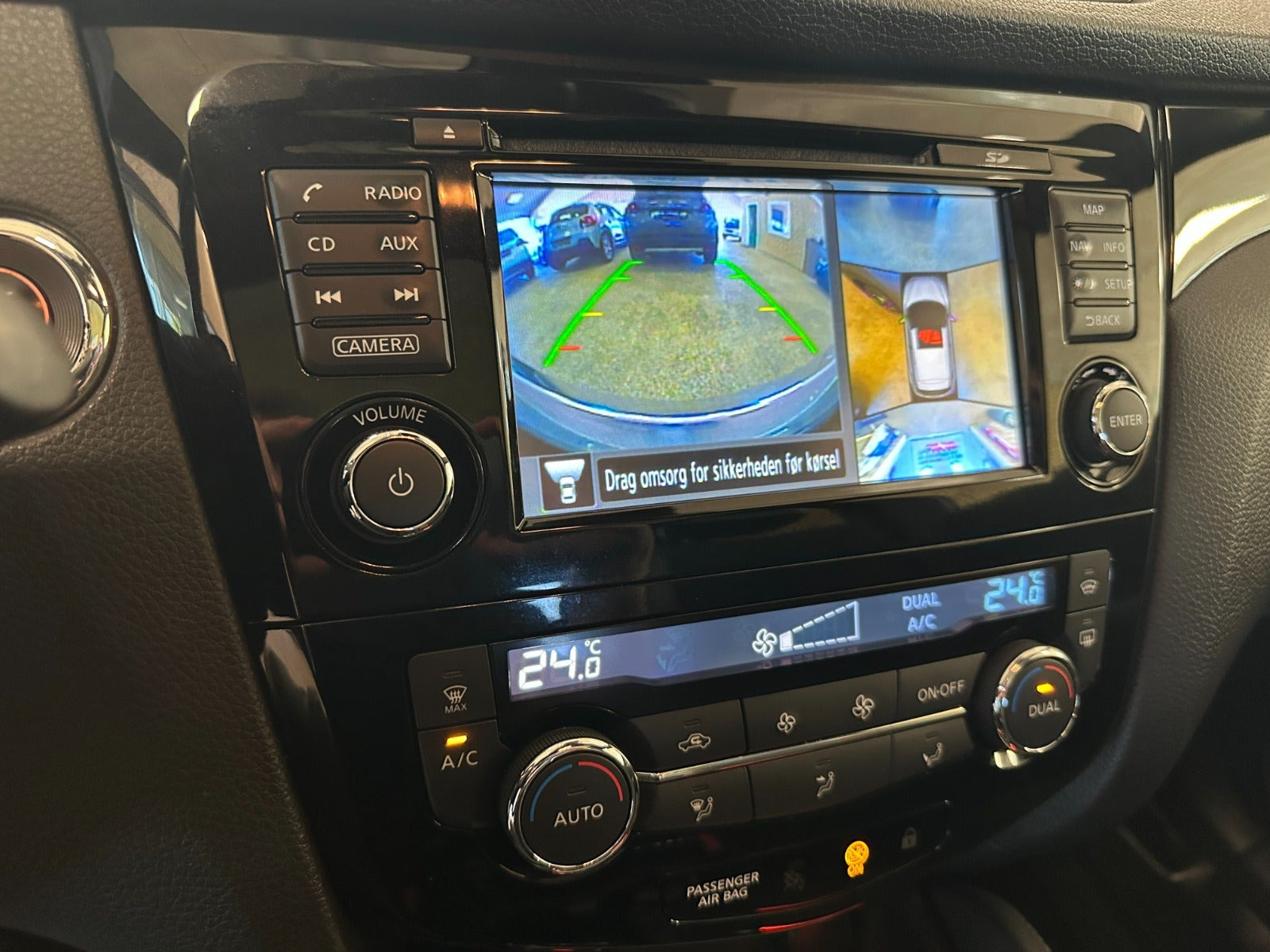 Grå Nissan Qashqai fra 2017