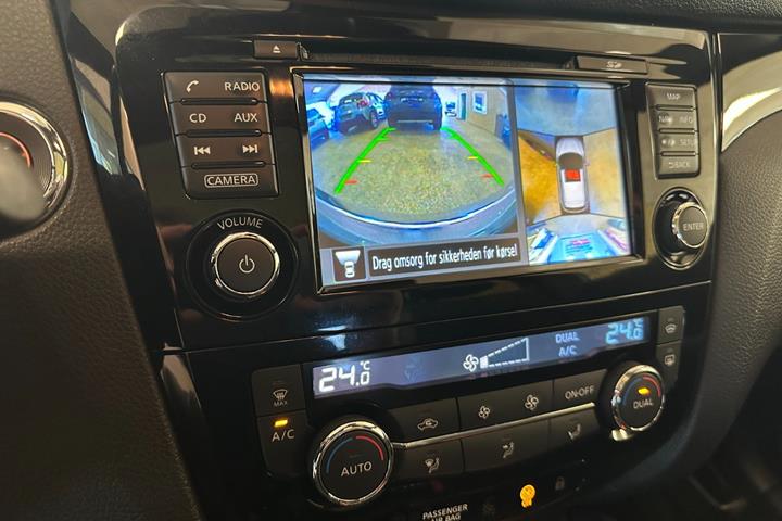 Grå Nissan Qashqai fra 2017