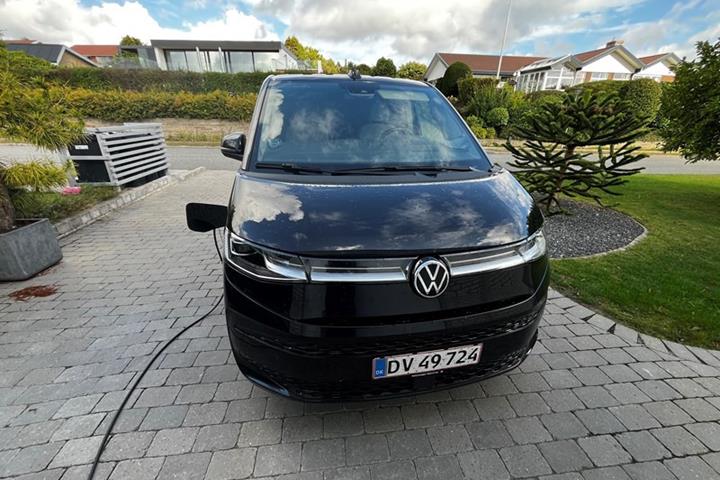 undefined VW Multivan fra 2023
