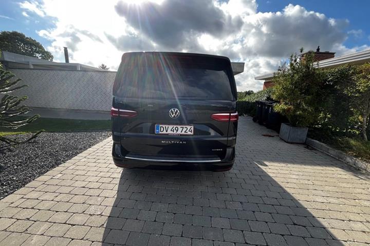 undefined VW Multivan fra 2023