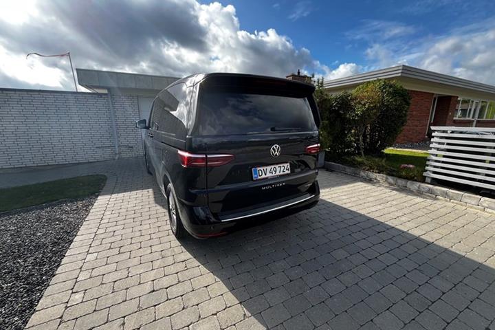 undefined VW Multivan fra 2023