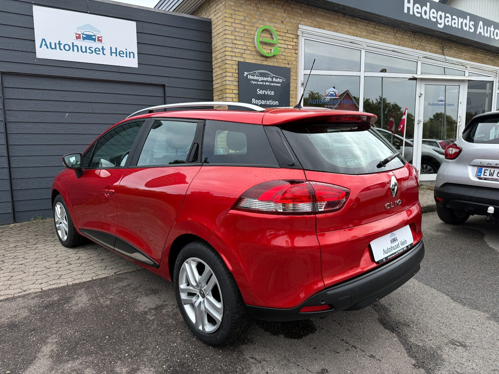 Rød Renault Clio IV fra 2017