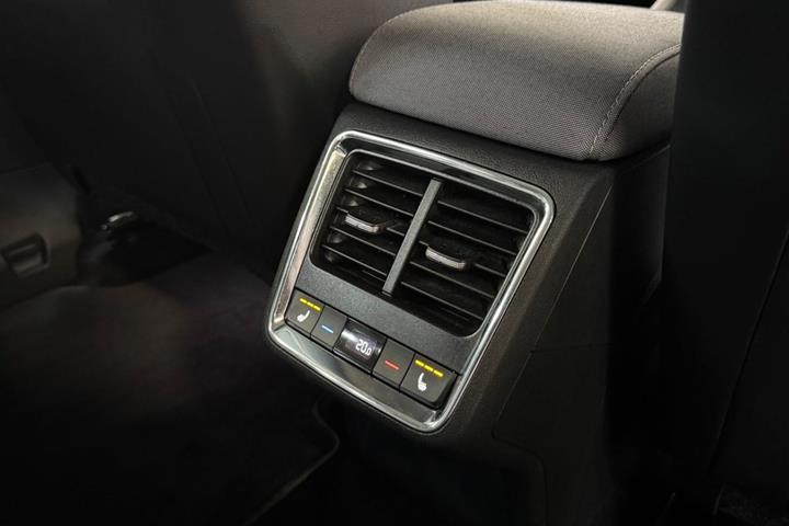 Sort Skoda Enyaq fra 2022