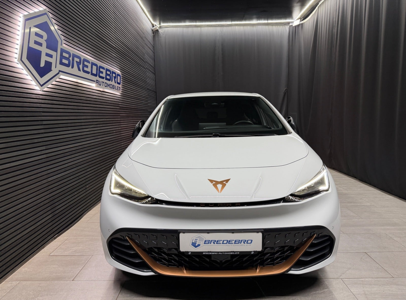 Hvid Cupra Born fra 2025