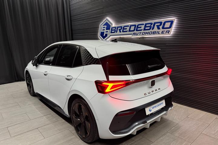 Hvid Cupra Born fra 2025