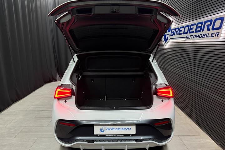 Hvid Cupra Born fra 2025