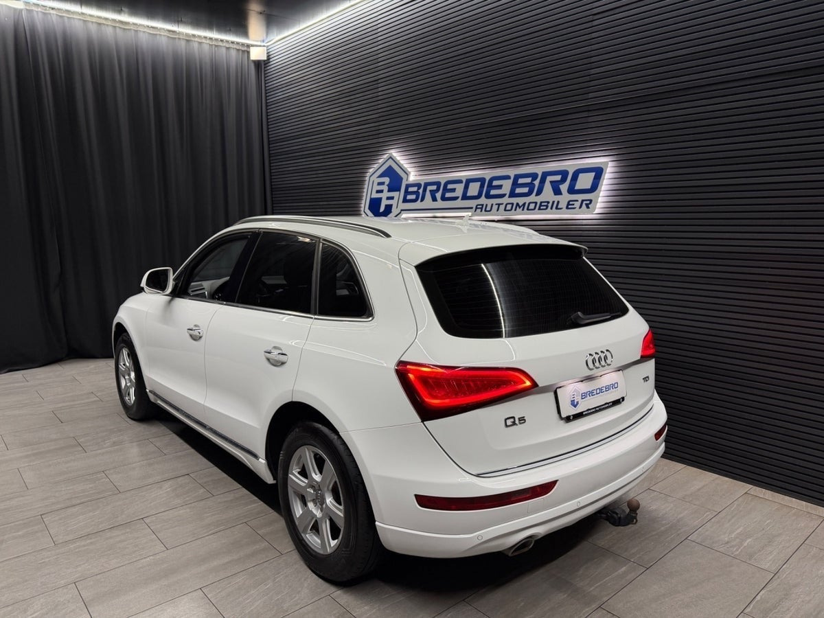 Hvid Audi Q5 fra 2016