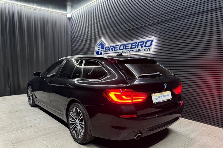 Sort BMW 530d fra 2017