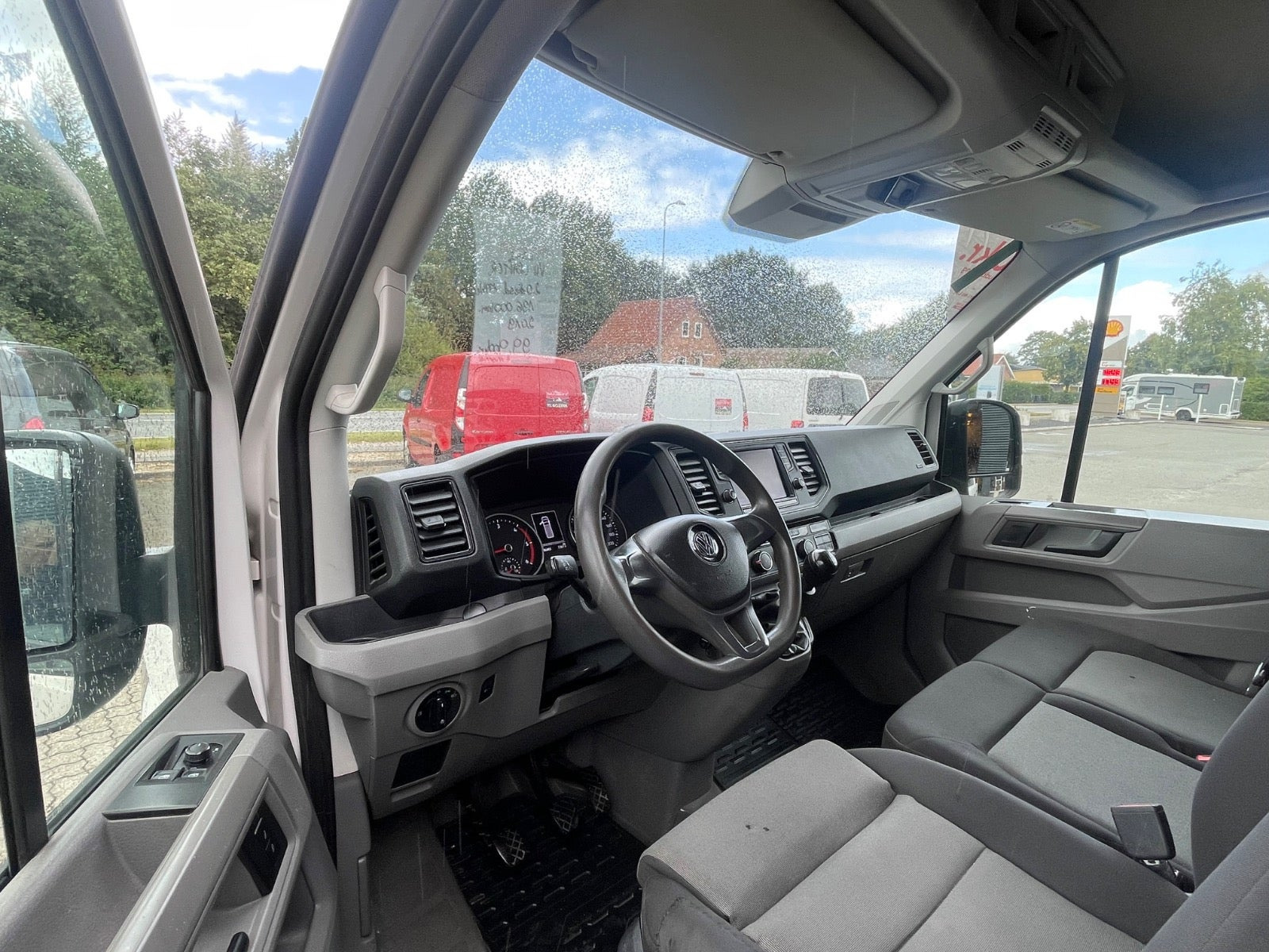 Hvid VW Crafter 35 fra 2019