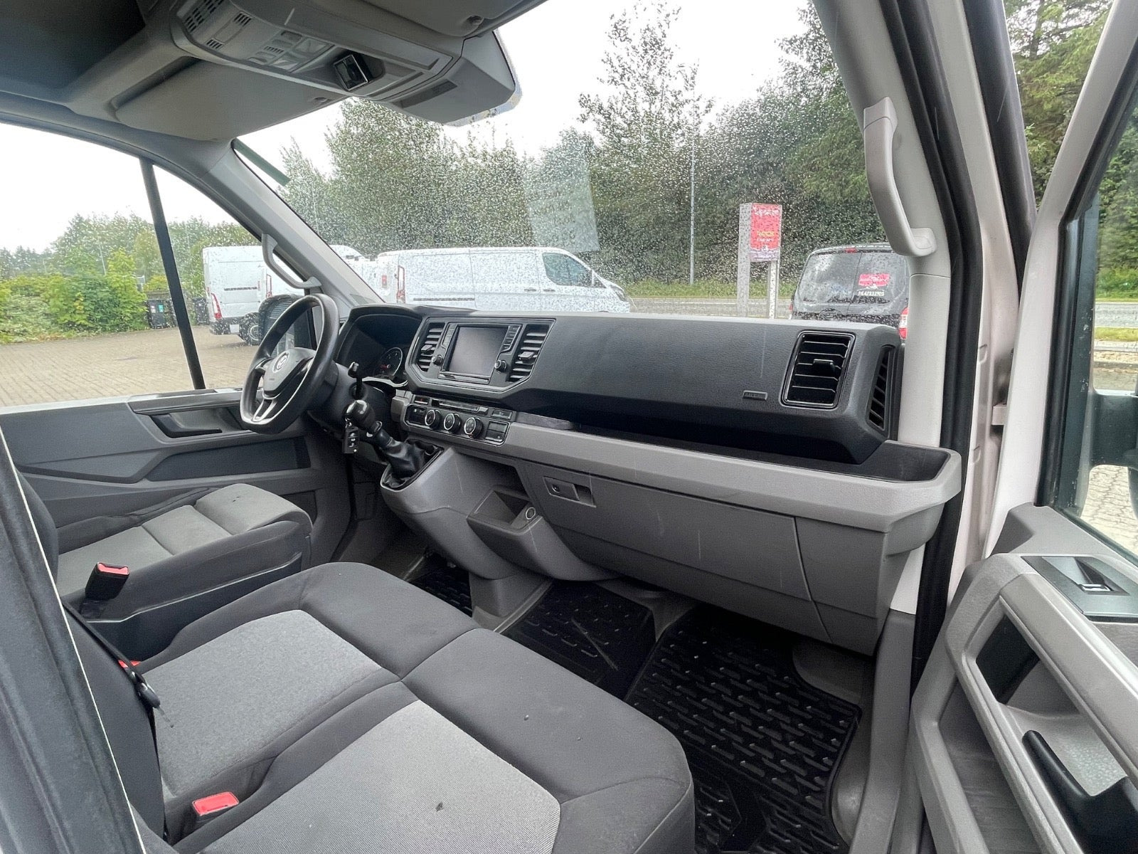 Hvid VW Crafter 35 fra 2019