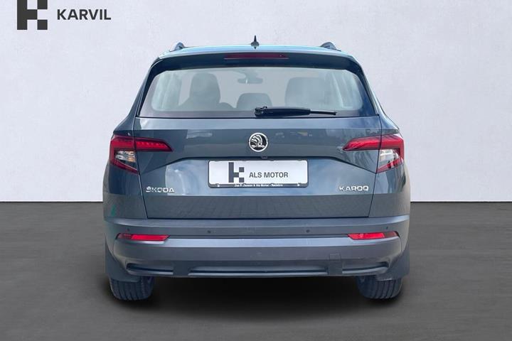 Grå Skoda Karoq fra 2019