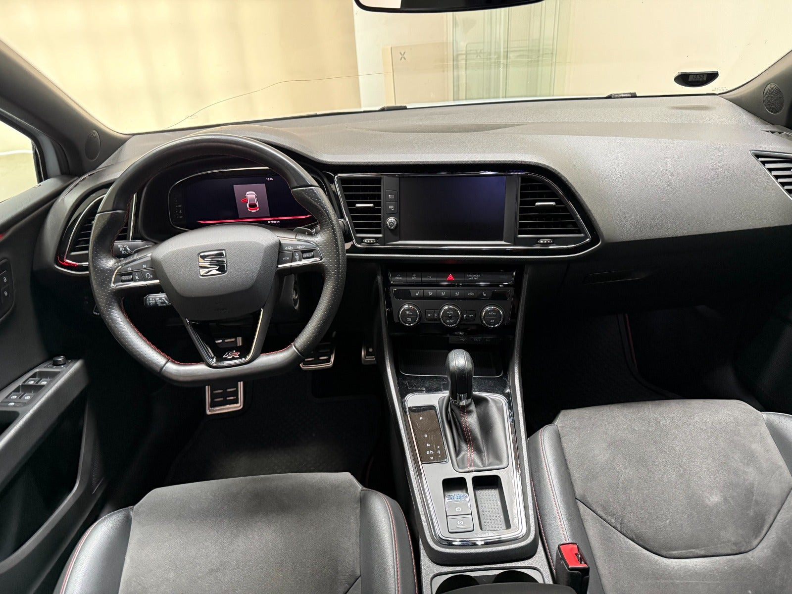 Blå Seat Leon fra 2020