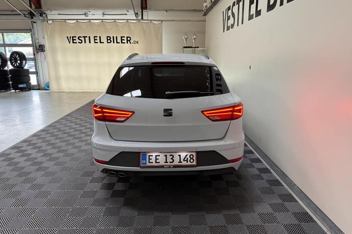 Blå Seat Leon fra 2020