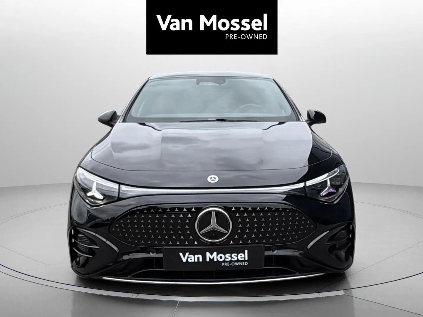 Sort Mercedes CLA250+ fra 2025