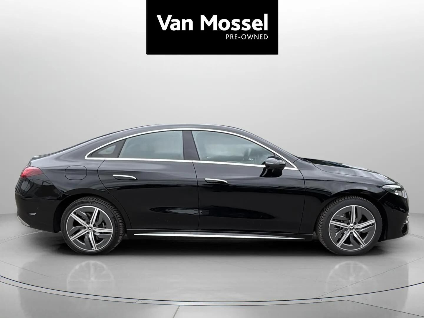 Sort Mercedes CLA250+ fra 2025