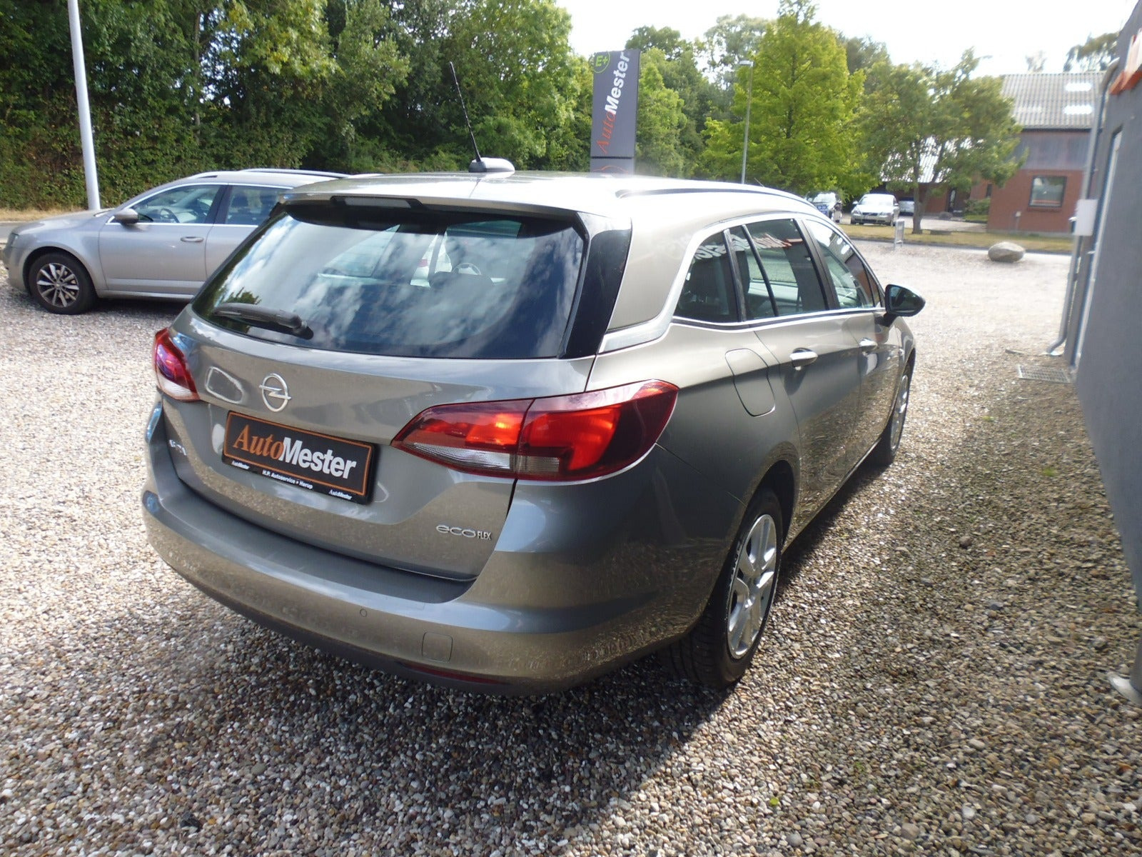undefined Opel Astra fra 2017