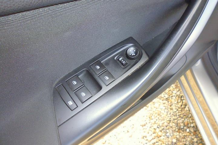 undefined Opel Astra fra 2017