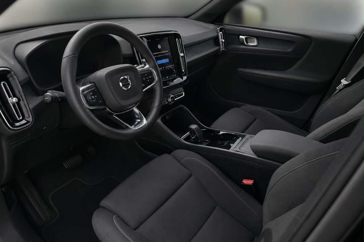 Sort Volvo C40 fra 2022