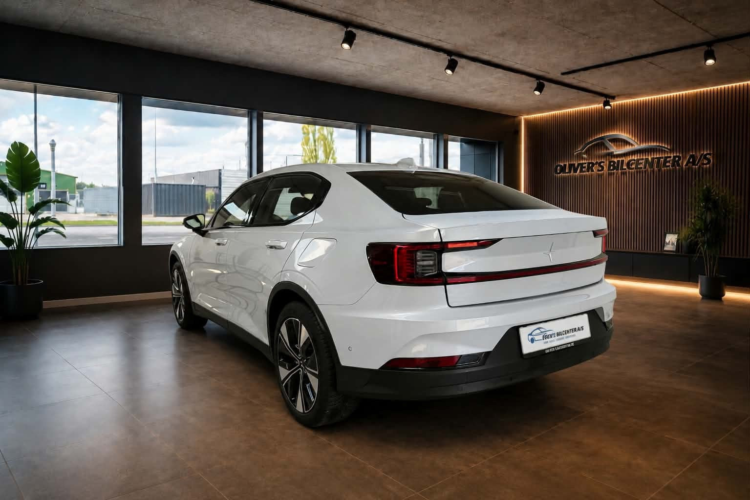 Sølv Polestar 2 fra 2023