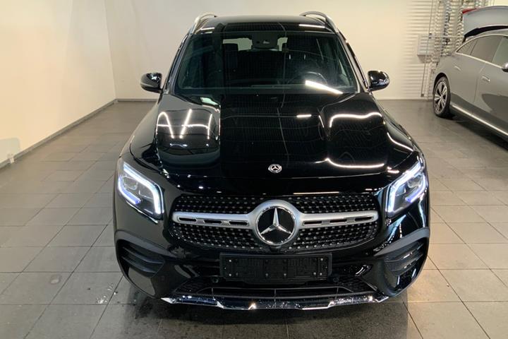 Sort Mercedes GLB200 d fra 2020