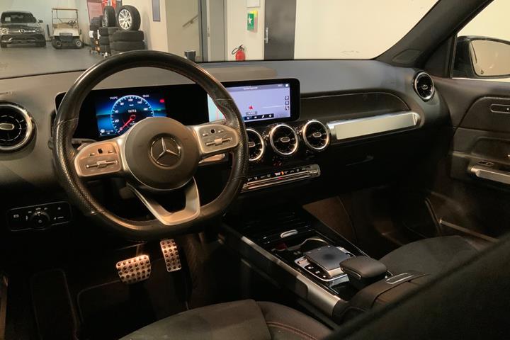 Sort Mercedes GLB200 d fra 2020