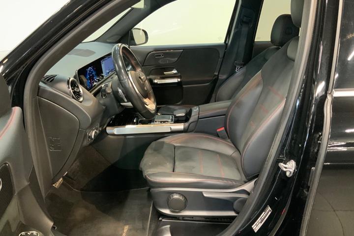 Sort Mercedes GLB200 d fra 2020