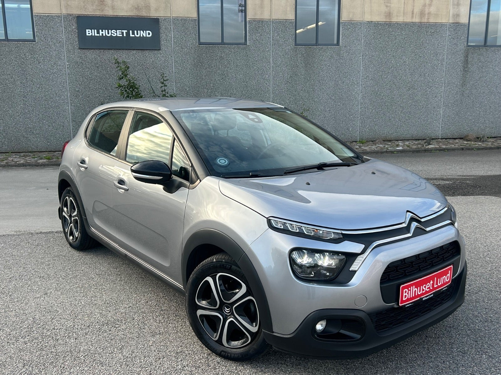 Grå Citroën C3 fra 2021