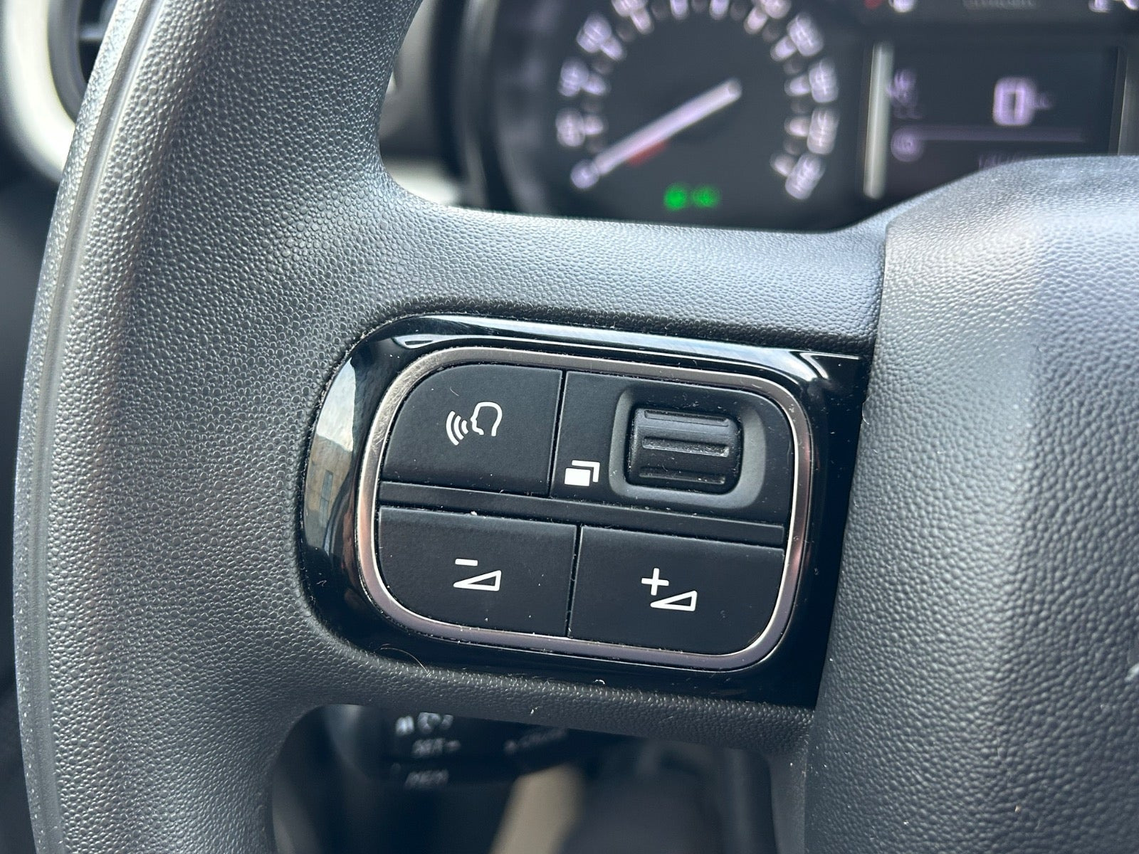 Grå Citroën C3 fra 2021