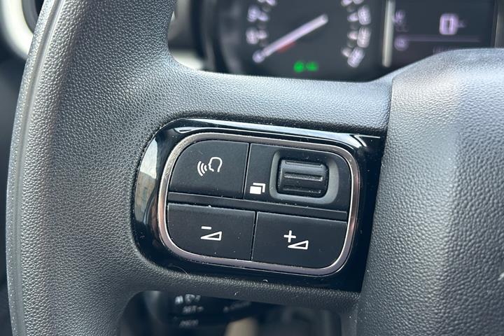 Grå Citroën C3 fra 2021