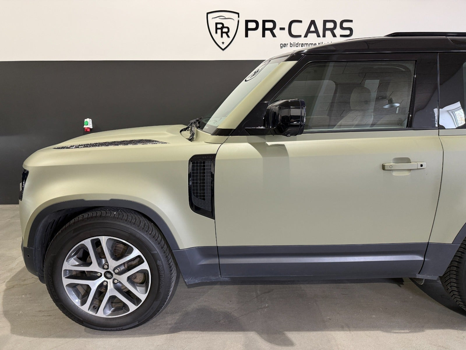 undefined Land Rover Defender 90 fra 2021