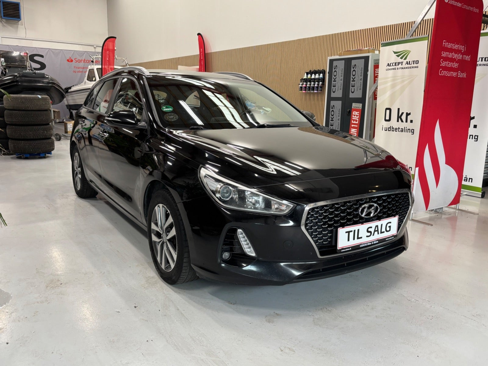 Sort Hyundai i30 fra 2017