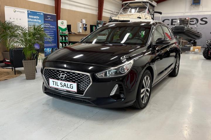 Sort Hyundai i30 fra 2017