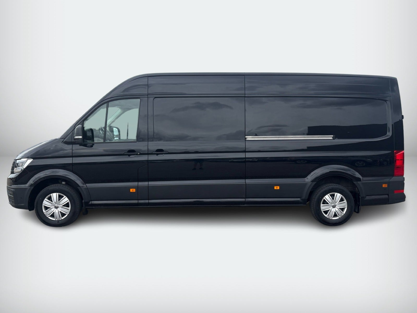 Sort VW Crafter 35 fra 2026