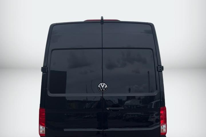 Sort VW Crafter 35 fra 2026