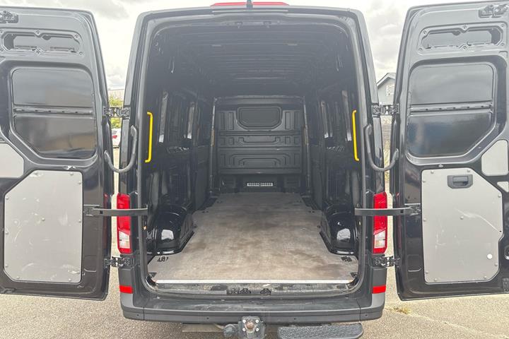 Sort VW Crafter 35 fra 2026