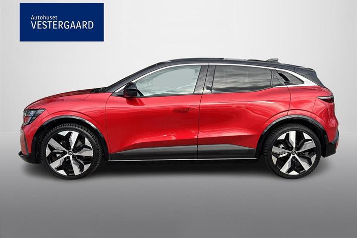 Rød Renault Megane E-Tech fra 2022