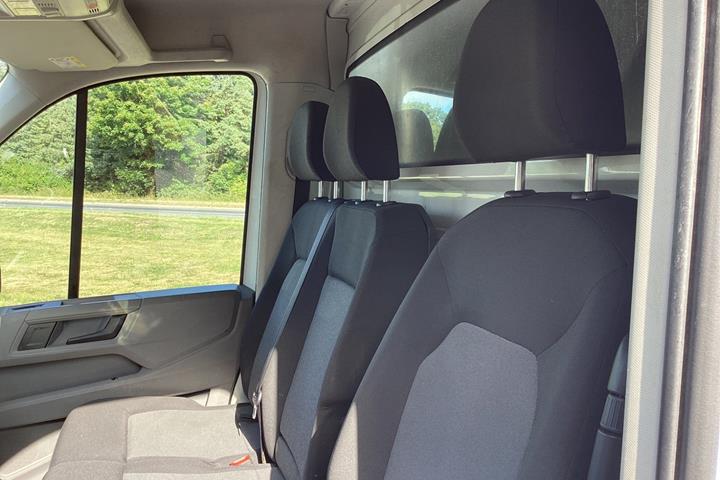 Brun VW Crafter 35 fra 2021