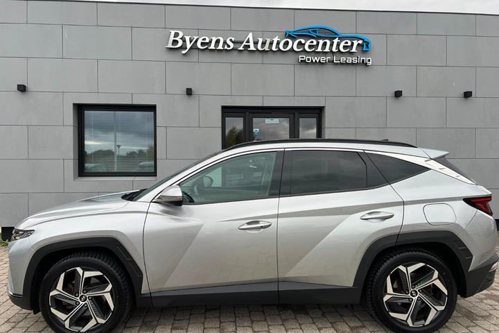 Grå Hyundai Tucson fra 2022