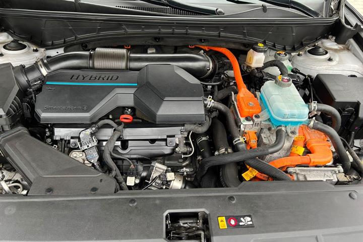 Grå Hyundai Tucson fra 2022
