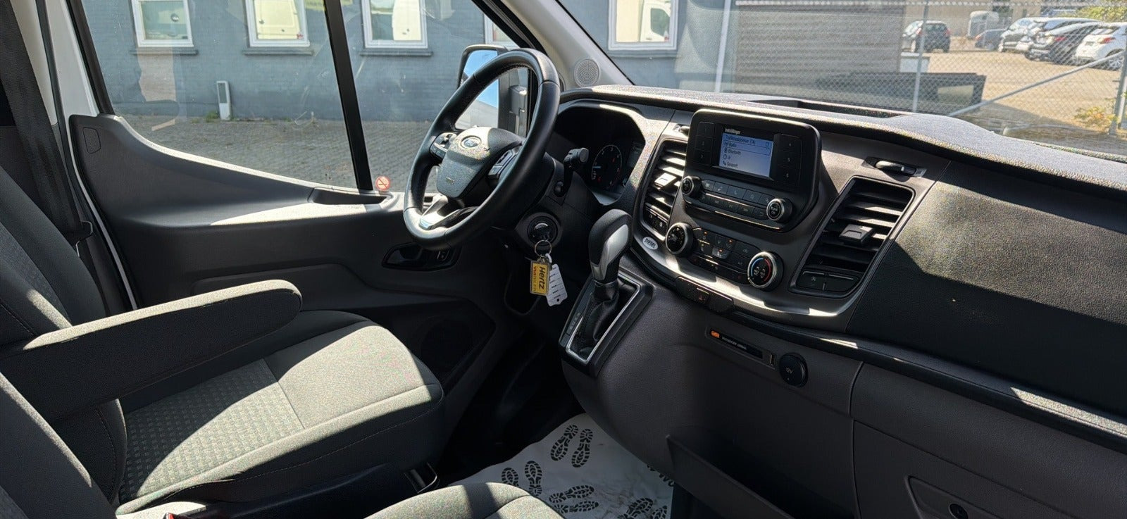 Hvid Ford Transit 350 L3 Chassis fra 2023